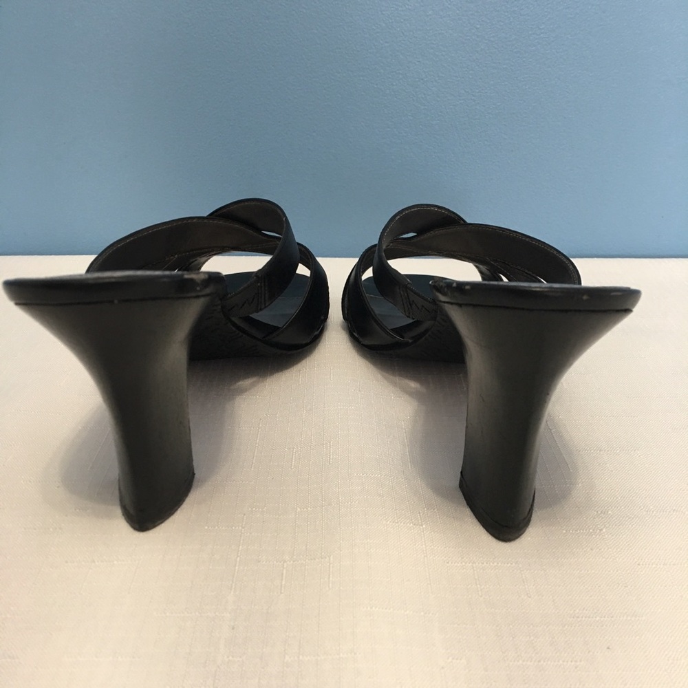 Liz Claiborne Mules - Picture 3 of 4